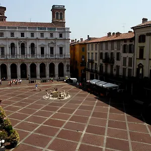 Penzion Indisparte, Bergamo
